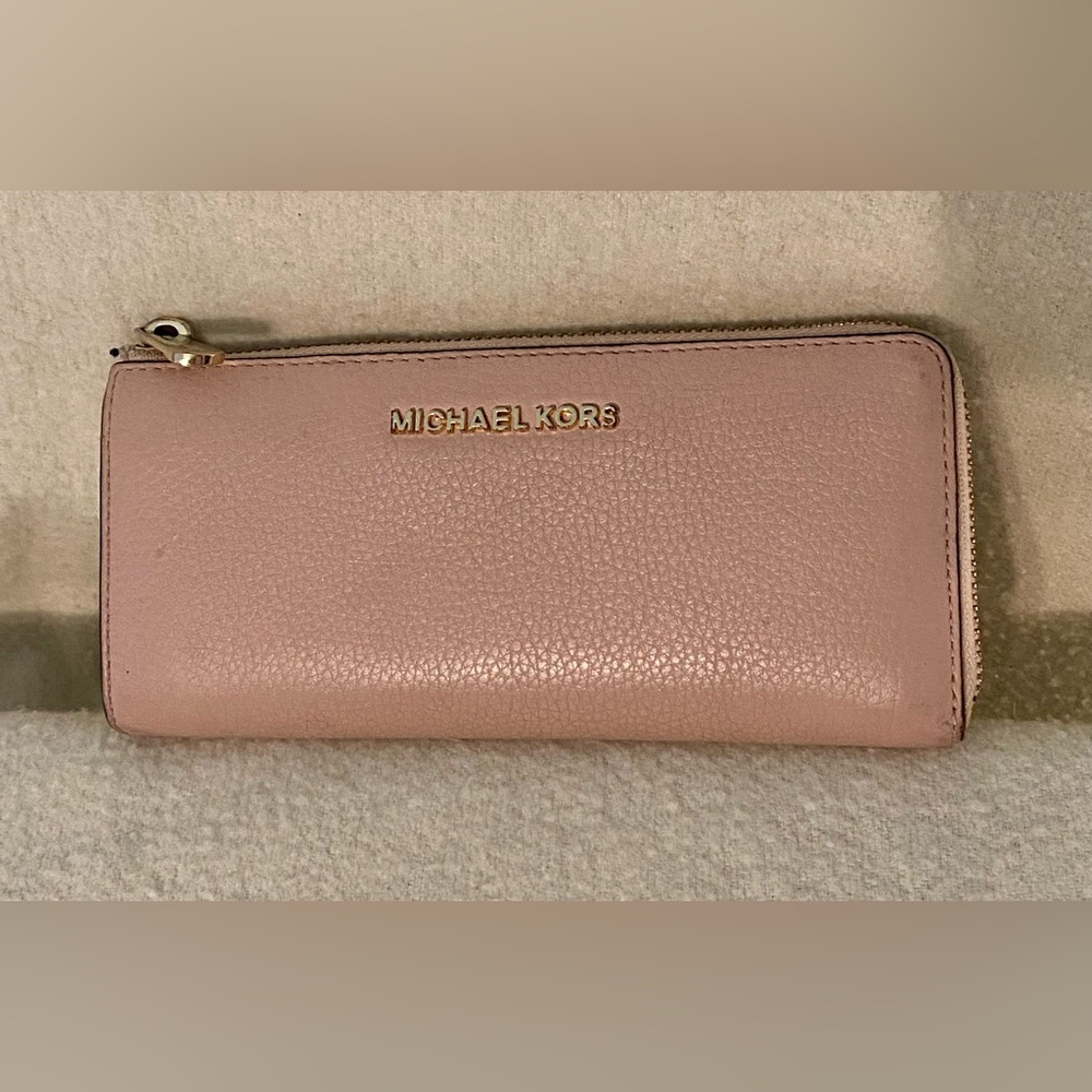 Michael Kors wallet